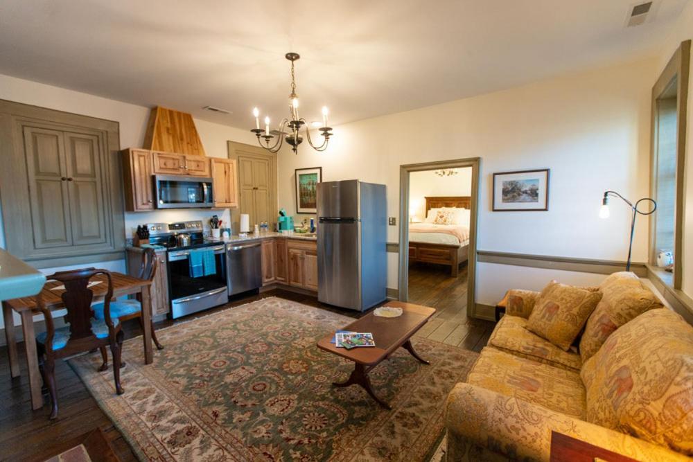 Thomas Rose Inn Lewisburg Ngoại thất bức ảnh