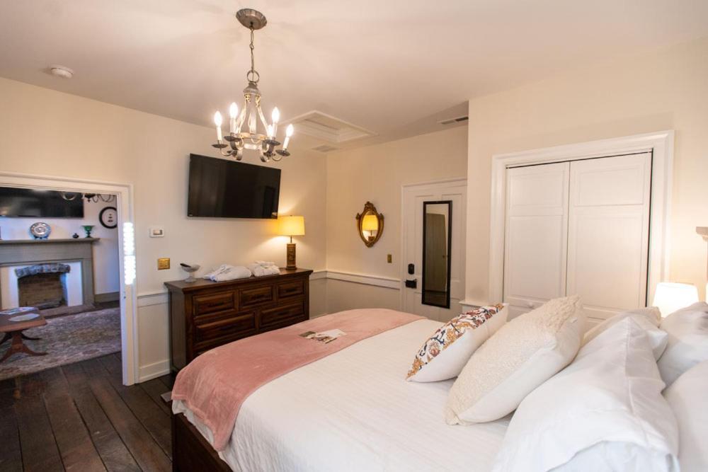 Thomas Rose Inn Lewisburg Ngoại thất bức ảnh